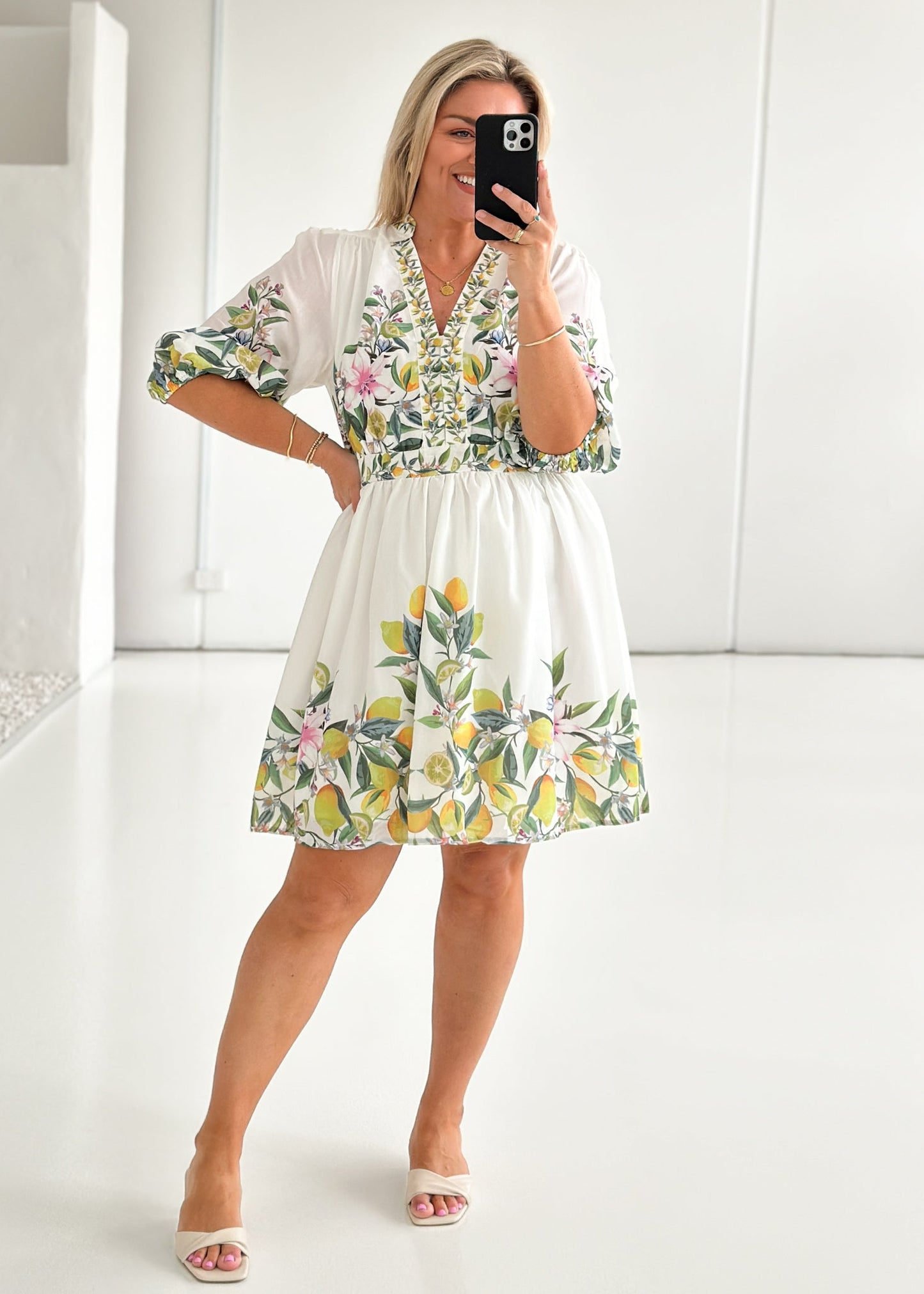 Clara™ - Blomstret sommerminikjole